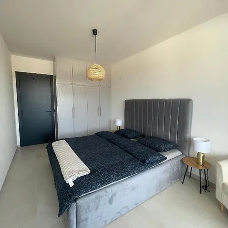 아파트 Lux Vranjes